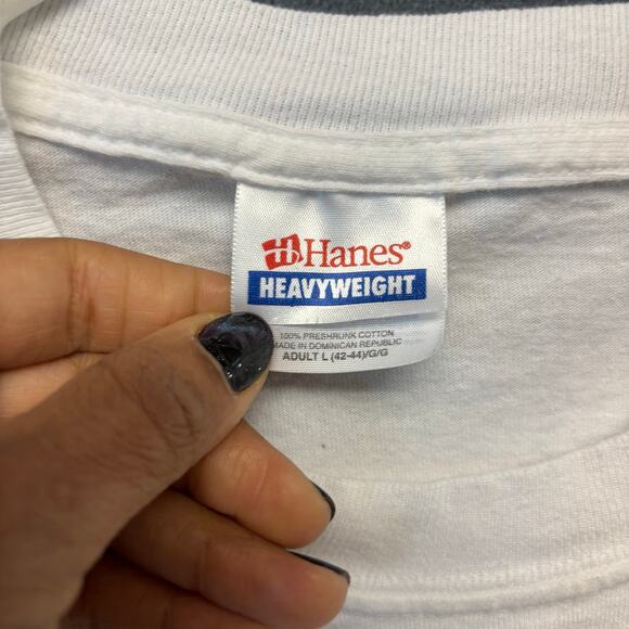 Vintage Hanes Heavyweight Finding Nemo Pixar Shirt L White Graphic Promotional - Picture 5 of 9